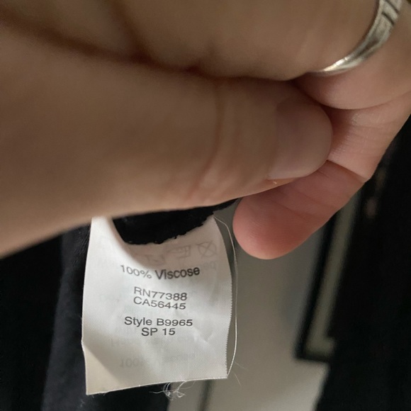 Anthem Scoop Tee - Picture 4 of 5